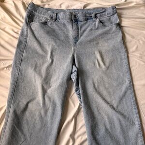 Cropped, frayed hem Jeans